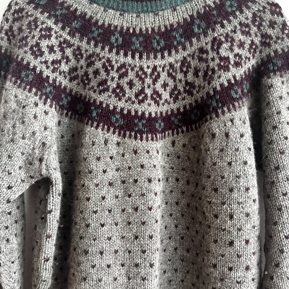 Vintage IZOD 100% Virgin Wool FairIsle Pullover Sweater L - Picture 5 of 7